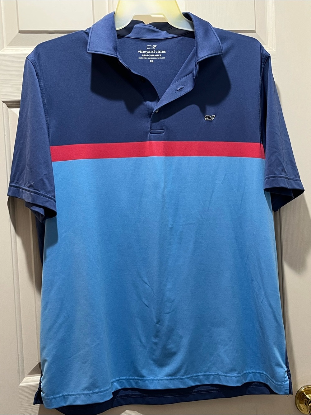 Vineyard Vines Men’s Navy and Light Blue Polo with Red Chest Stripe